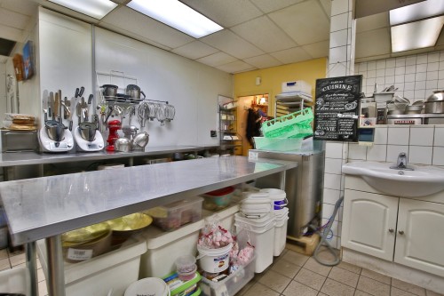 Autre - 7615 Ch. De Chambly, Longueuil (Saint-Hubert), QC - Indoor