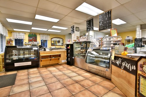 Autre - 7615 Ch. De Chambly, Longueuil (Saint-Hubert), QC - Indoor
