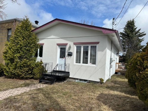 158 Rue Perreault O.  Rouyn-Noranda, QC J9X 2T6
