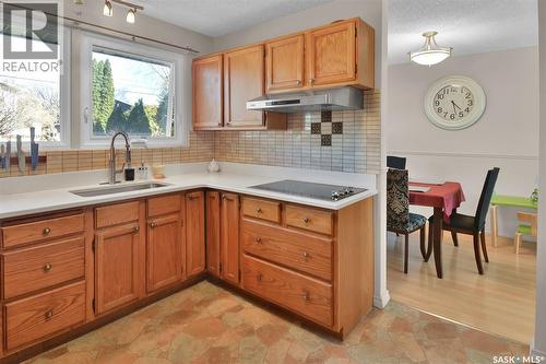 63 Spinks Drive, Saskatoon, SK - Indoor Photo Showing Kitchen