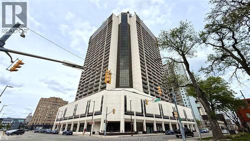 150 Park STREET West Unit# 2208  Windsor, ON N9A 7A2