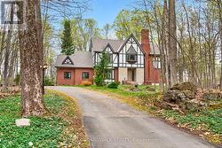 127 MARGARET ANNE DRIVE  Ottawa, ON K0A 1L0