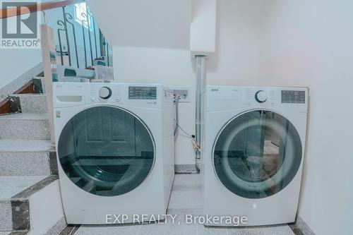 3257 Monica Drive, Mississauga, ON - Indoor Photo Showing Laundry Room