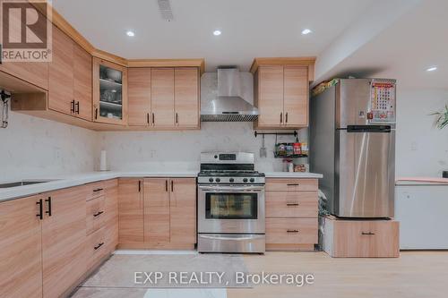 3257 Monica Drive, Mississauga, ON - Indoor Photo Showing Kitchen