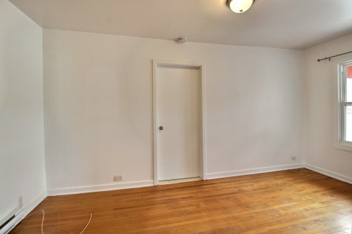 Salon - 346 Av. Godbout, Rouyn-Noranda, QC - Indoor Photo Showing Other Room