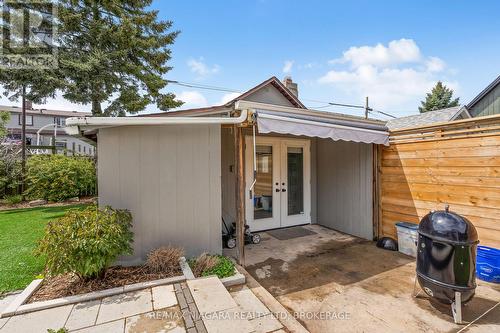 656 Steele Street, Port Colborne (Main Street), ON - Outdoor With Exterior