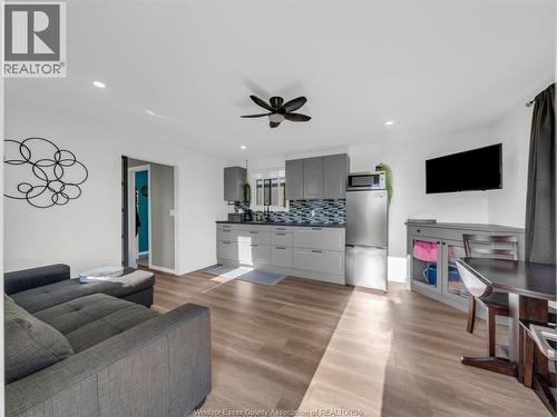 1919 Rochester Townline, Lakeshore, ON - Indoor