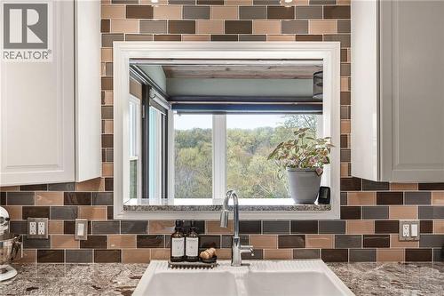 5258 Cedar Springs Road, Burlington, ON - Indoor Photo Showing Other Room