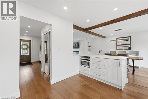73 San Fernando Drive, Hamilton, ON - Indoor Photo Showing Other Room