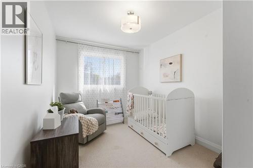 73 San Fernando Drive, Hamilton, ON - Indoor Photo Showing Bedroom