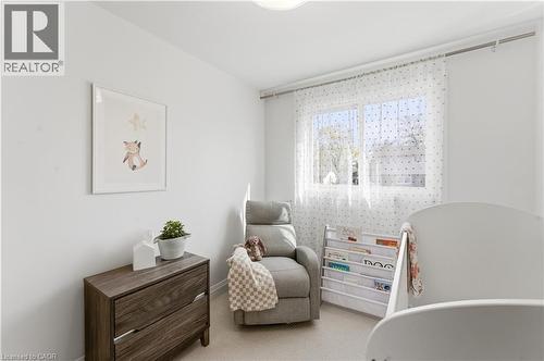73 San Fernando Drive, Hamilton, ON - Indoor Photo Showing Bedroom