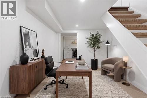 73 San Fernando Drive, Hamilton, ON - Indoor Photo Showing Other Room