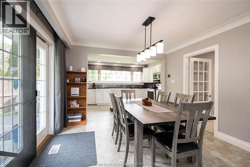 39 Chippewa Drive, Chatham, ON - Indoor Photo Showing Dining Room