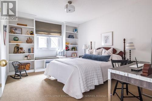 1729 Riverbend Court, Mississauga, ON - Indoor Photo Showing Bedroom
