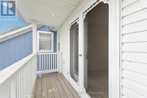 696 Lakeshore Road, Fort Erie (Lakeshore), ON - Outdoor With Deck Patio Veranda With Exterior