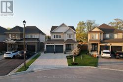 192 HARPIN WAY E Centre Wellington (Fergus), ON N1M 0G8