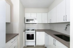 210-33 Isabella Street  Toronto, ON M4Y 2P7
