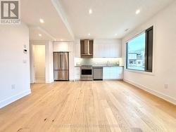 2 - 155 DOVERCOURT ROAD Toronto, ON M6J 3C6