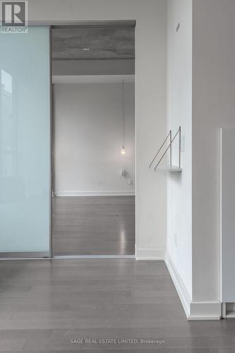 811 - 60 Bathurst Street, Toronto, ON - Indoor Photo Showing Other Room