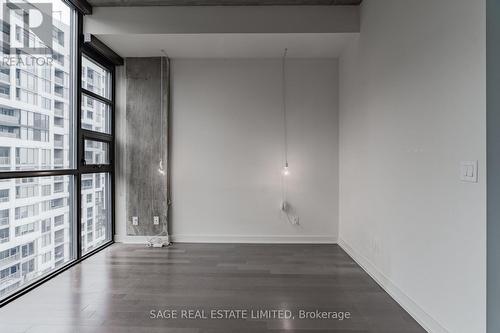 811 - 60 Bathurst Street, Toronto, ON - Indoor Photo Showing Other Room