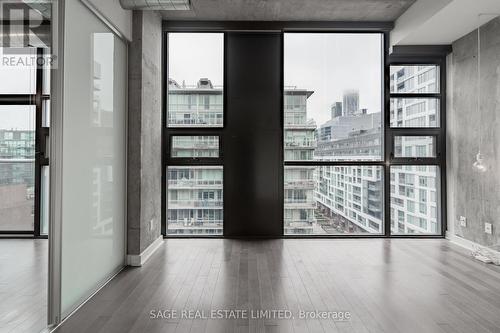 811 - 60 Bathurst Street, Toronto, ON - Indoor Photo Showing Other Room