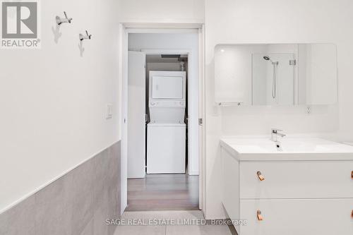 811 - 60 Bathurst Street, Toronto, ON - Indoor