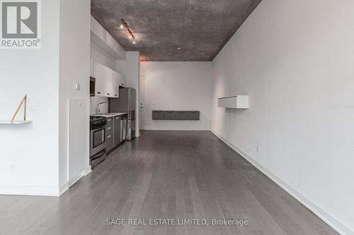 811 - 60 Bathurst Street, Toronto, ON - Indoor Photo Showing Other Room