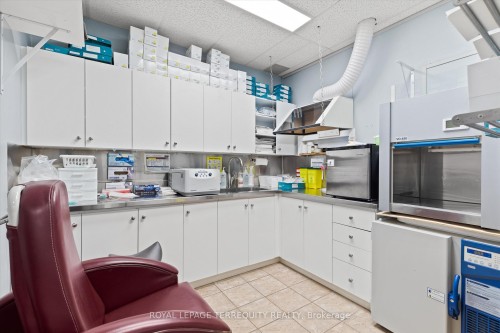 1662 & 1664 Dufferin Street, Toronto, ON 