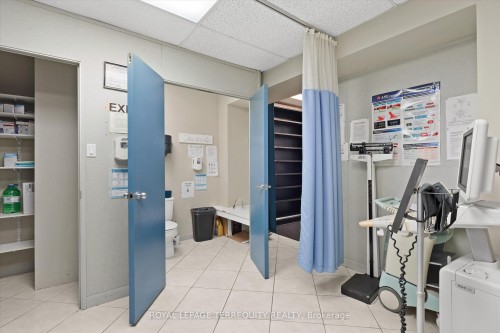 1662 & 1664 Dufferin Street, Toronto, ON 