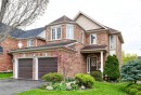 798 Spinning Wheel Crescent, Mississauga, ON  - Outdoor With Facade 