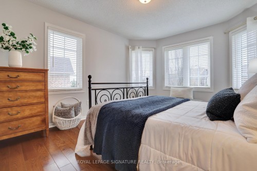 798 Spinning Wheel Crescent, Mississauga, ON - Indoor Photo Showing Bedroom