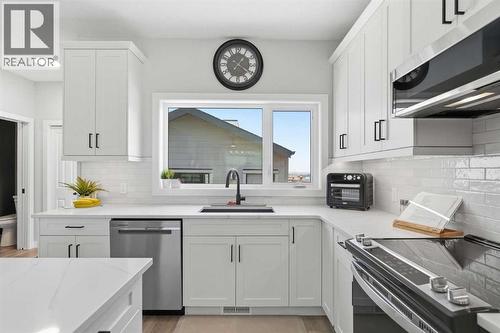 120 Treeline Manor Sw, Calgary, AB 