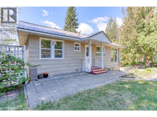 2551 Pinewood Drive  Rossland, BC V0G 1Y0