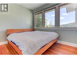 Main master bedroom - 