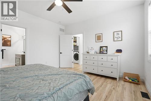 104 Neva Road, Ridgeway, ON - Indoor Photo Showing Bedroom