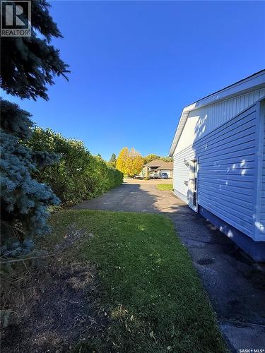 805 Stanley Street, Esterhazy, SK - Outdoor