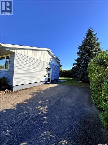 805 Stanley Street, Esterhazy, SK - Outdoor