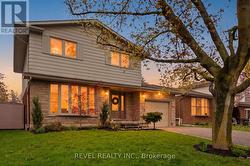73 SAN FERNANDO DRIVE  Hamilton, ON L9C 2C3