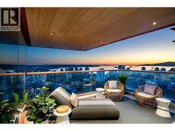 2901 1408 ROBSON STREET  Vancouver, BC V6G 1B9