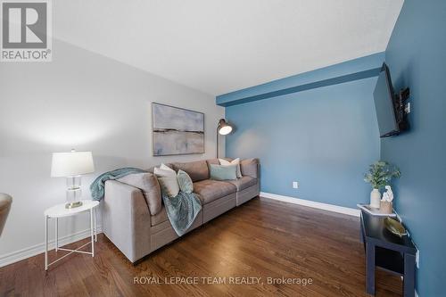 TV ready wall - 599 Foxlight Circle, Ottawa, ON - Indoor