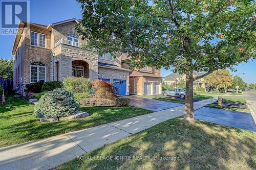 200 IVY GLEN DRIVE  Vaughan, ON L6A 0P1