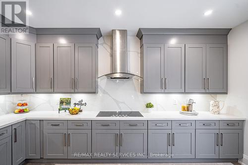 3 Bonnyview Drive, Toronto, ON - Indoor Photo Showing Kitchen With Upgraded Kitchen