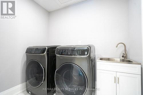 3 Bonnyview Drive, Toronto, ON - Indoor Photo Showing Laundry Room
