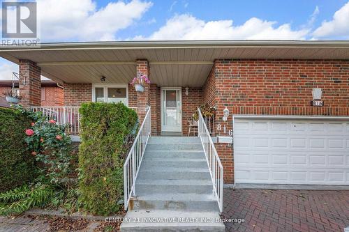816 Willowbank Trail, Mississauga, ON - Outdoor