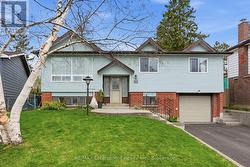 10 FARMINGDALE CRESCENT Barrie (Cundles East), ON L4M 5E5