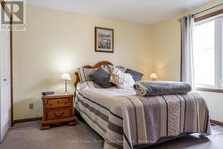 Primary Bedroom - 
