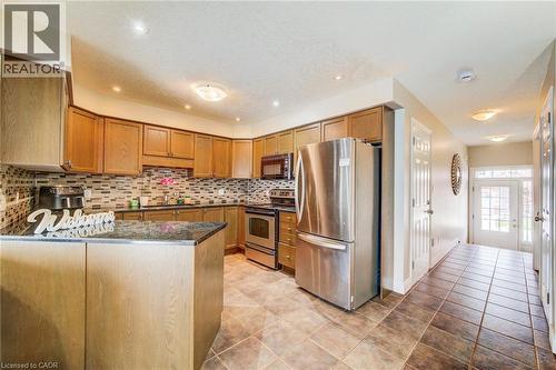 330 Dearborn Boulevard Unit# 7, Waterloo, ON - Indoor Photo Showing Kitchen With Stainless Steel Kitchen With Upgraded Kitchen