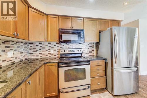 330 Dearborn Boulevard Unit# 7, Waterloo, ON - Indoor Photo Showing Kitchen With Stainless Steel Kitchen
