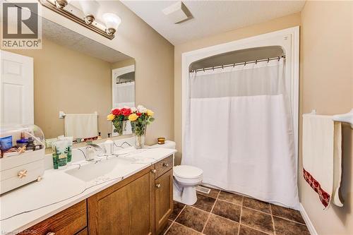 330 Dearborn Boulevard Unit# 7, Waterloo, ON - Indoor Photo Showing Bathroom