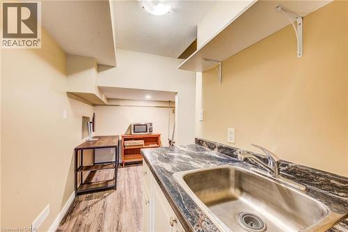 330 Dearborn Boulevard Unit# 7, Waterloo, ON - Indoor Photo Showing Other Room